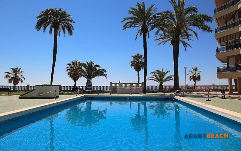 Apartbeach Marina Playa Climatizado Y Vistas Playa Apartment Cambrils Luaran gambar