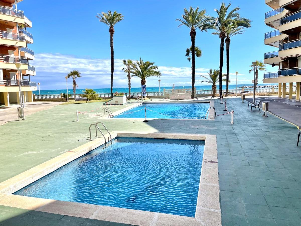 Apartbeach Marina Playa Climatizado Y Vistas Playa Apartment Cambrils Luaran gambar